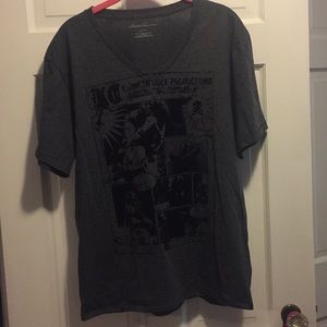 Kenneth Cole T-shirt bundle